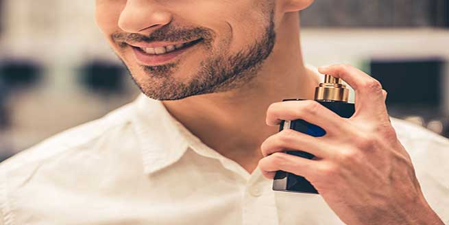 ادکلن-های-مردانه-با-خط-بوی-بالا