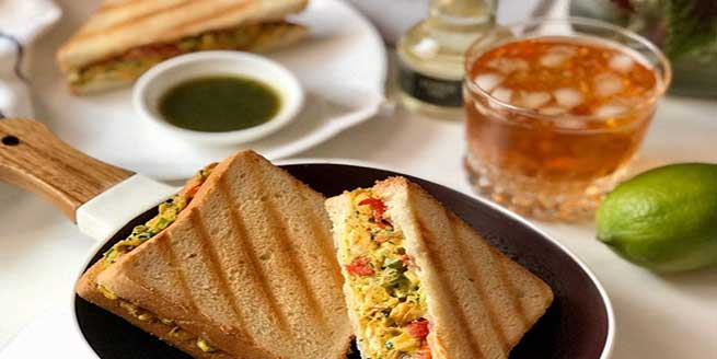 طرز-تهیه-تست-مرغ-پنیری